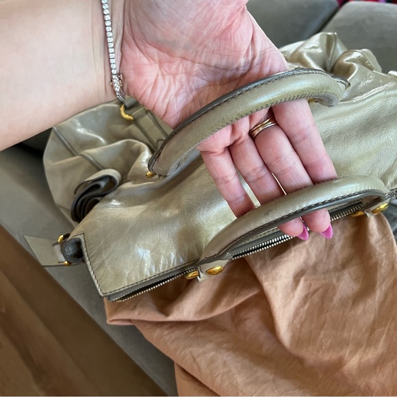 MIU MIU VITELLO SHINE BOW BAG - Picture 9 of 16